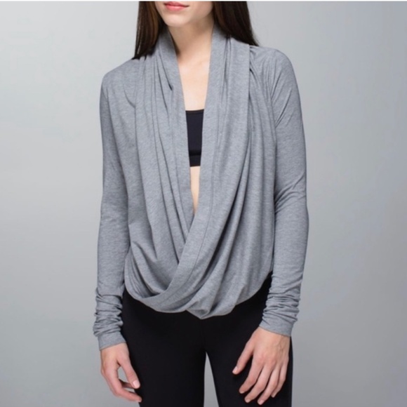 Lululemon sweater - Picture 1 of 5